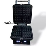 ساندویچ ساز بلک کوکر 790