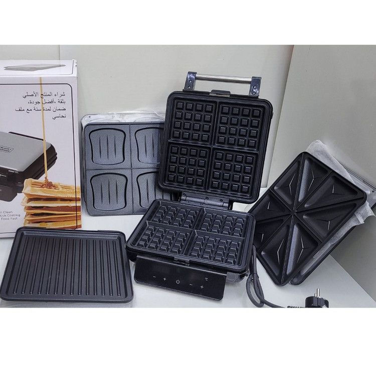 ساندویچ ساز 4 کاره بلک کوکر مدل 790