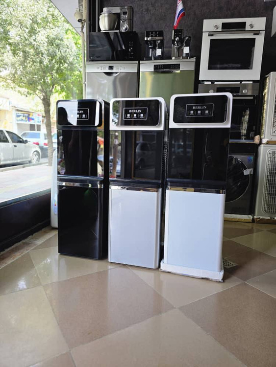 آب سردکن ایستاده برلین مدل 109