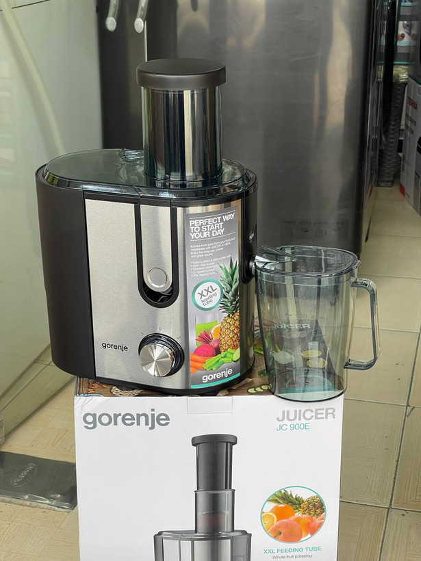 آبمیوهگیری گرنیه مدل JC900E