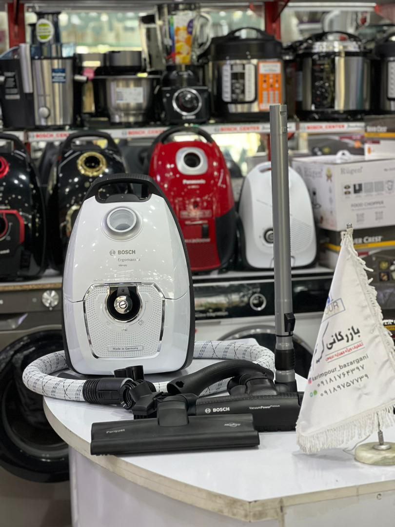 جاروبرقی بوش BGL7A433