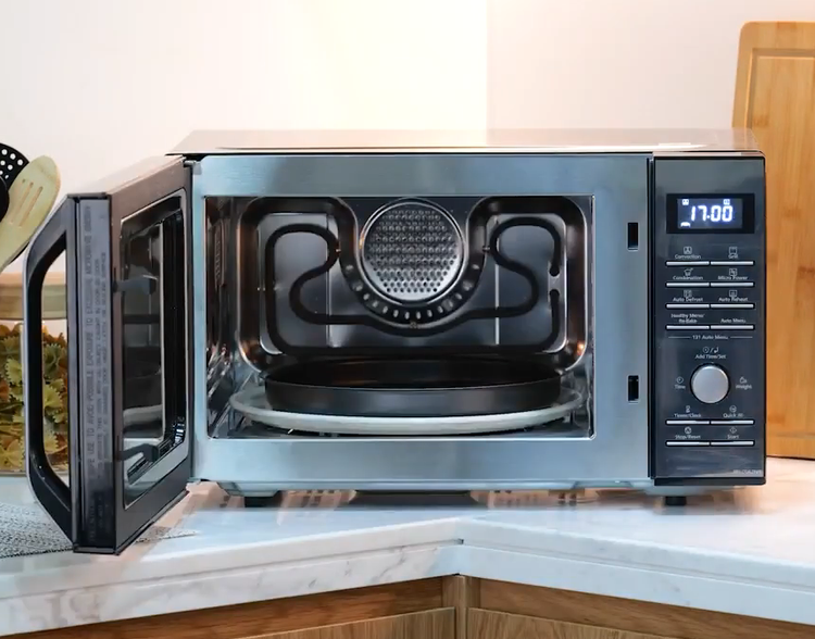 Panasonic NN-CD67MD